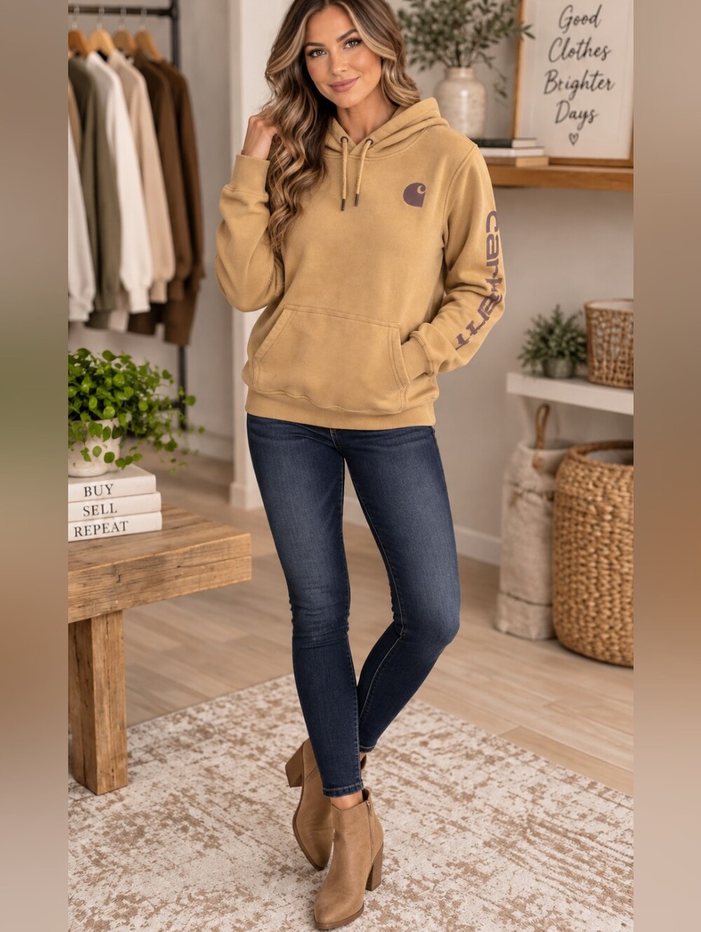 Carhartt Women's Clarksburg Graphic Sleeve Pullover Hoodie – Size Small (4-6)